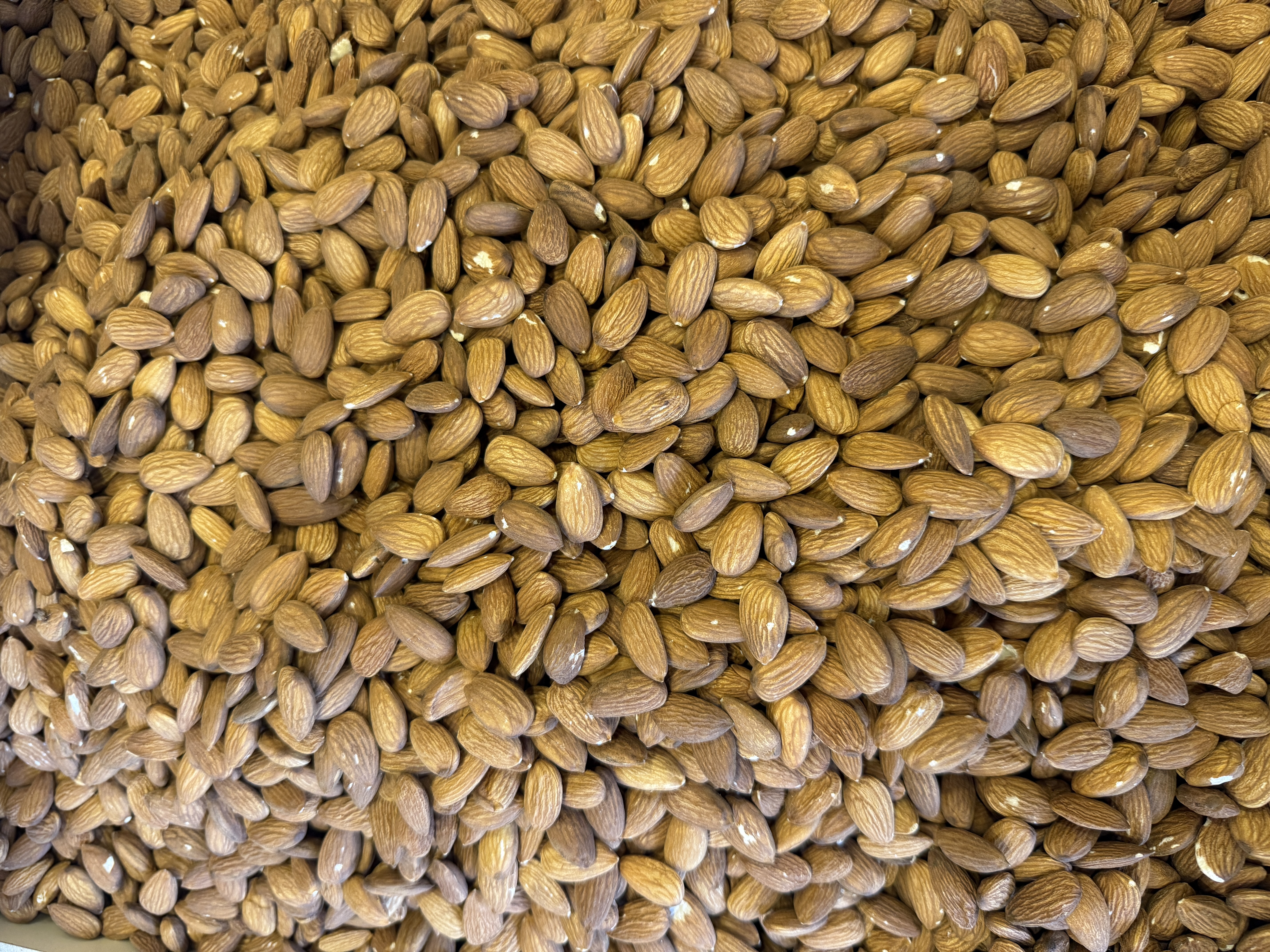 Çiğ badem 500 gr